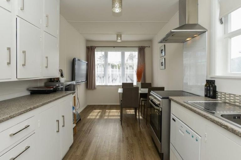 Photo of property in 26 Barker Road, Marewa, Napier, 4110