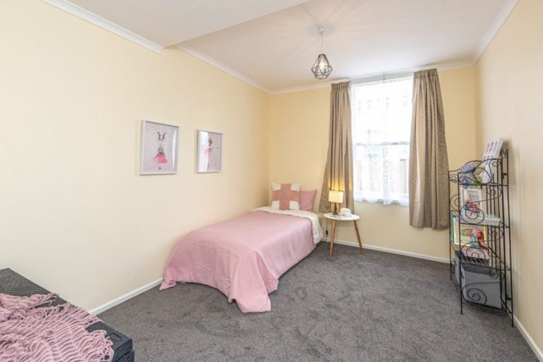 Photo of property in 14 Carlton Avenue, Gonville, Whanganui, 4501