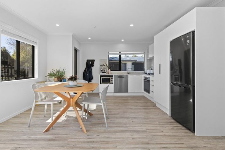 Photo of property in 1/59 Oakfield Crescent, Pukete, Hamilton, 3200