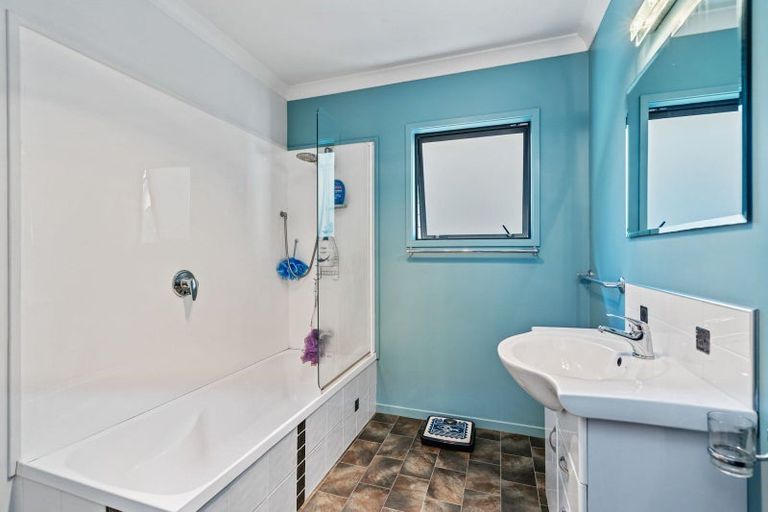 Photo of property in 59 Parakiore Road, Ngararatunua, Whangarei, 0176