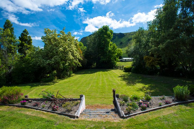 Photo of property in 240 Rockhill Road, Waerengaokuri, Manutuke, 4072