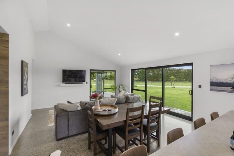 Photo of property in 1136 Poyntzs Road, Eyrewell, Rangiora, 7476