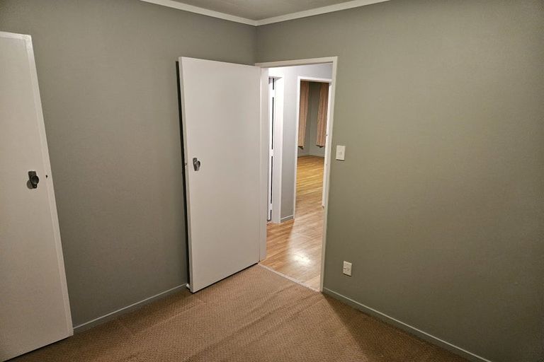 Photo of property in 51 Hartford Crescent, Totara Park, Upper Hutt, 5018