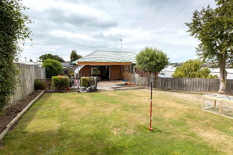 Photo of property in 6 Ellesmere Place, Oceanview, Timaru, 7910