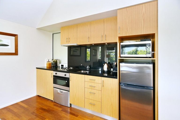 Photo of property in 8/6 Harts Creek Lane, Northwood, Christchurch, 8051