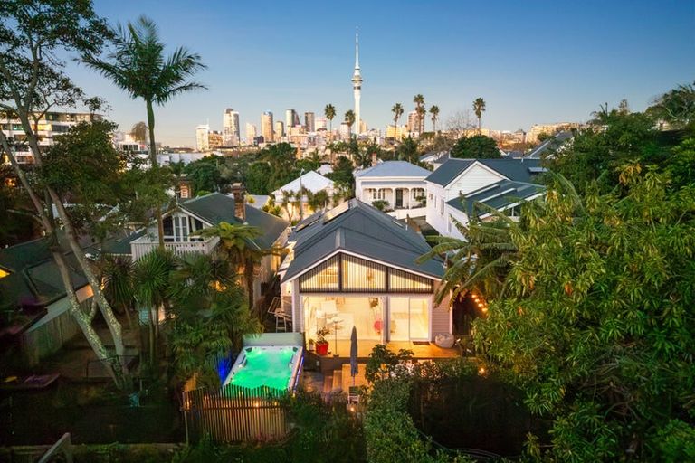 Photo of property in 27 Georgina Street, Freemans Bay, Auckland, 1011