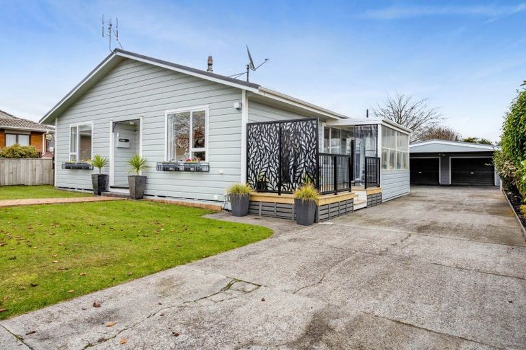 Photo of property in 30 Kahikatea Street, Inglewood, 4330