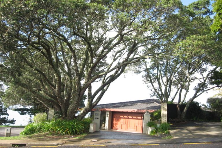 Photo of property in 167 Mellons Bay Road, Mellons Bay, Auckland, 2014