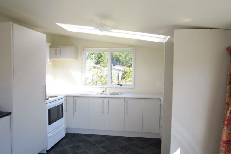 Photo of property in 16 Litchfield Street, Kaiata, Greymouth, 7805