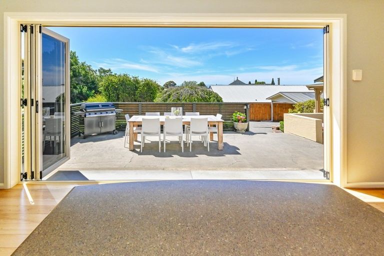 Photo of property in 17 Kopanga Road, Havelock North, 4130