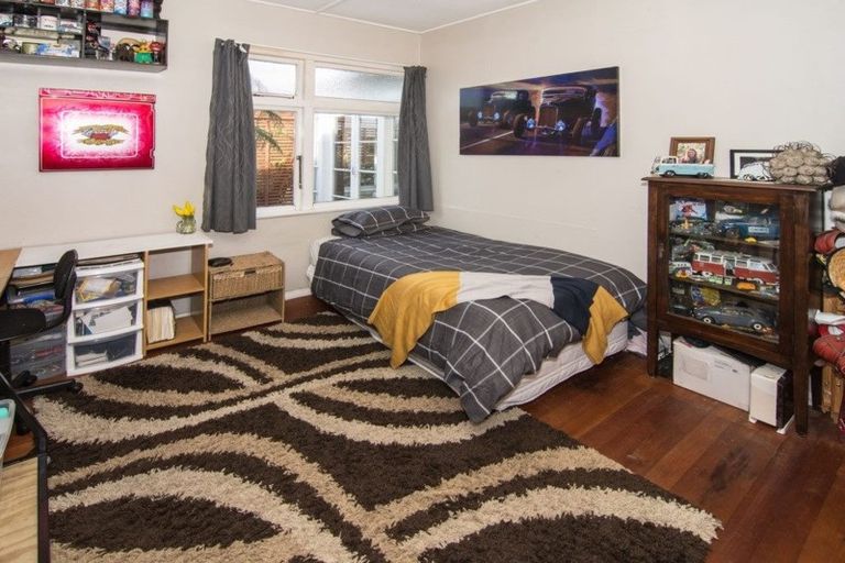 Photo of property in 84 South Road, Solway, Masterton, 5810