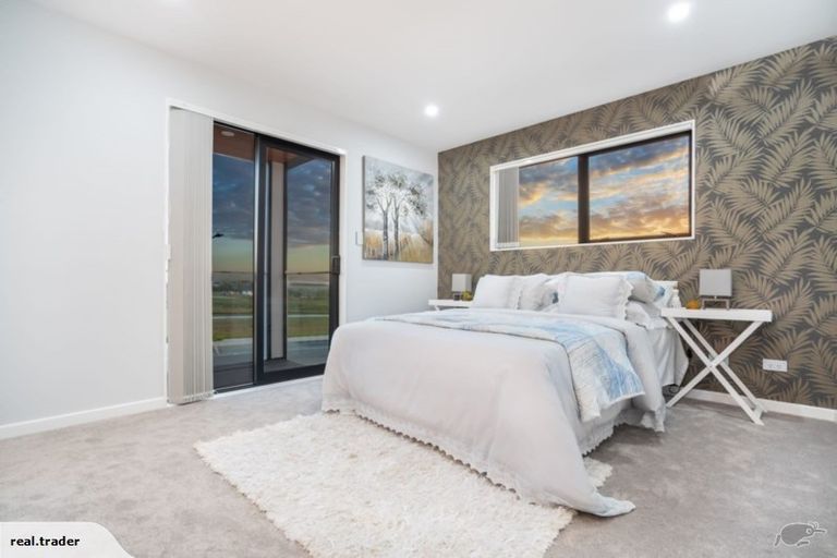 Photo of property in 32 Nola Dawn Avenue, Papakura, 2110