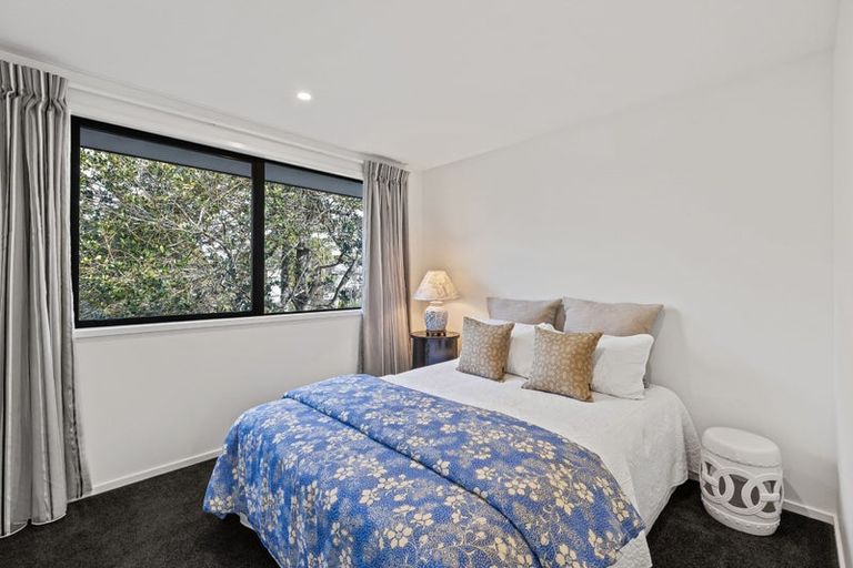 Photo of property in 62 Straven Road, Fendalton, Christchurch, 8014