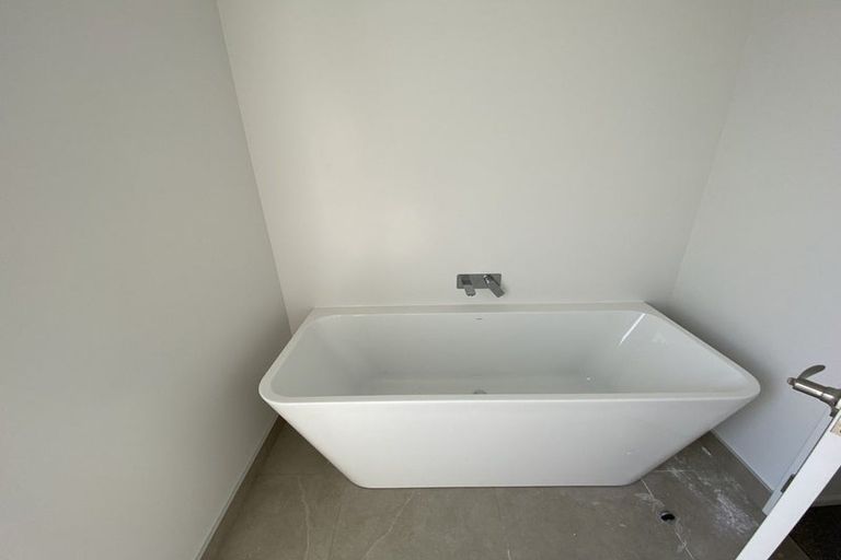 Photo of property in 17a Roxburgh Street, Sydenham, Christchurch, 8023