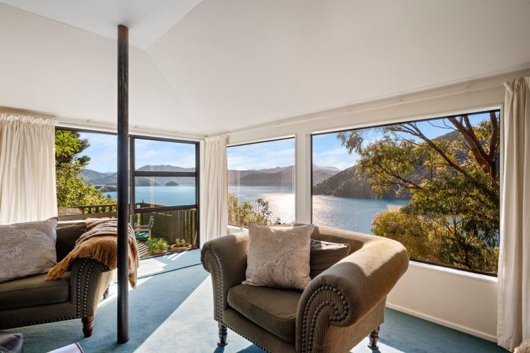 Photo of property in 438 Port Underwood Road, Whatamango Bay, Picton, 7281