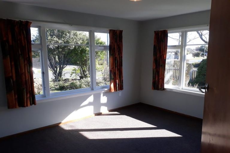 Photo of property in 33 Bourne Crescent, Papanui, Christchurch, 8053