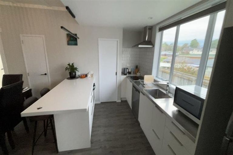 Photo of property in 197 Seaview Road, Westown, New Plymouth, 4310