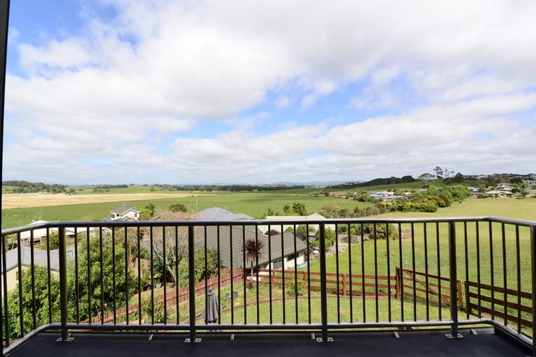 Photo of property in 22 Friesian Place, Grandview Heights, Hamilton, 3200