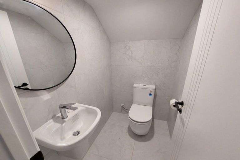 Photo of property in 3 Matau Way, Hauraki, Auckland, 0622