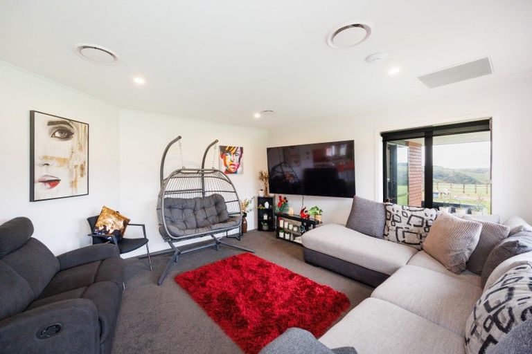 Photo of property in 172 Kingsdale Park Drive, Aokautere, Palmerston North, 4471