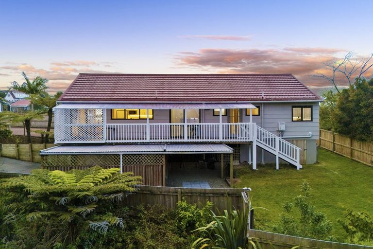 Photo of property in 81 Spence Road, Henderson, Auckland, 0612