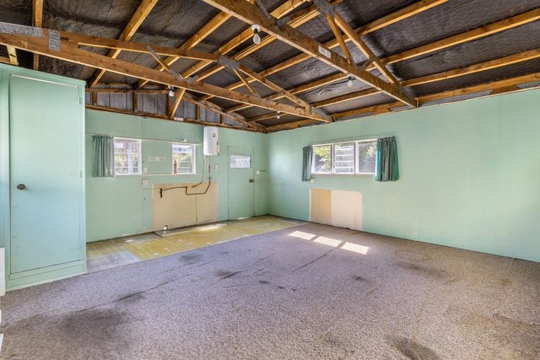 Photo of property in 1 Nisbet Terrace, Kinloch, Taupo, 3377