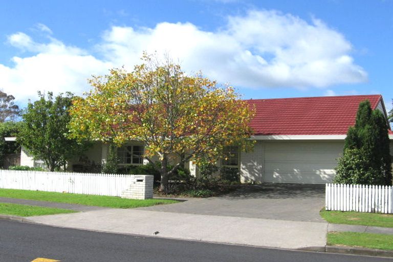 Photo of property in 7 Westview Court, Somerville, Auckland, 2014
