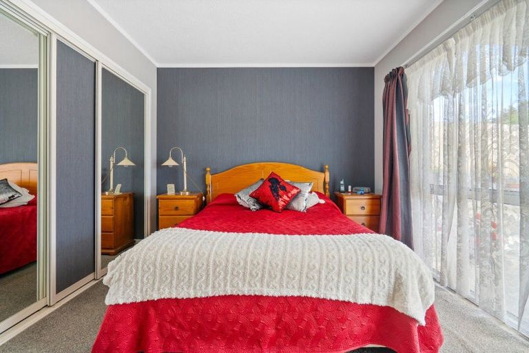 Photo of property in 32 Kohe Street, Parahaki, Whangarei, 0112