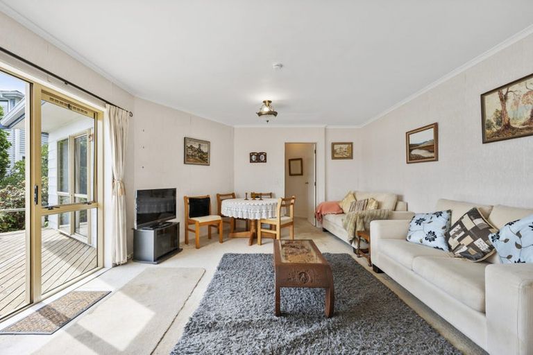 Photo of property in 75a Maupuia Road, Maupuia, Wellington, 6022