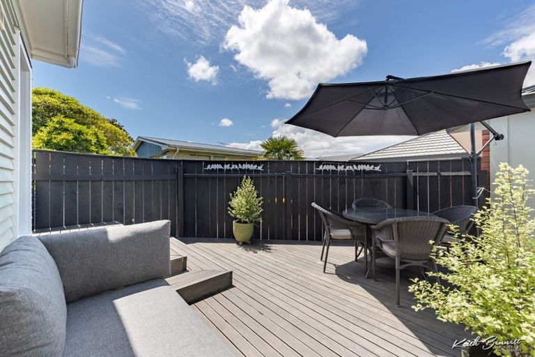 Photo of property in 1/25 Vincent Street, Waterloo, Lower Hutt, 5011