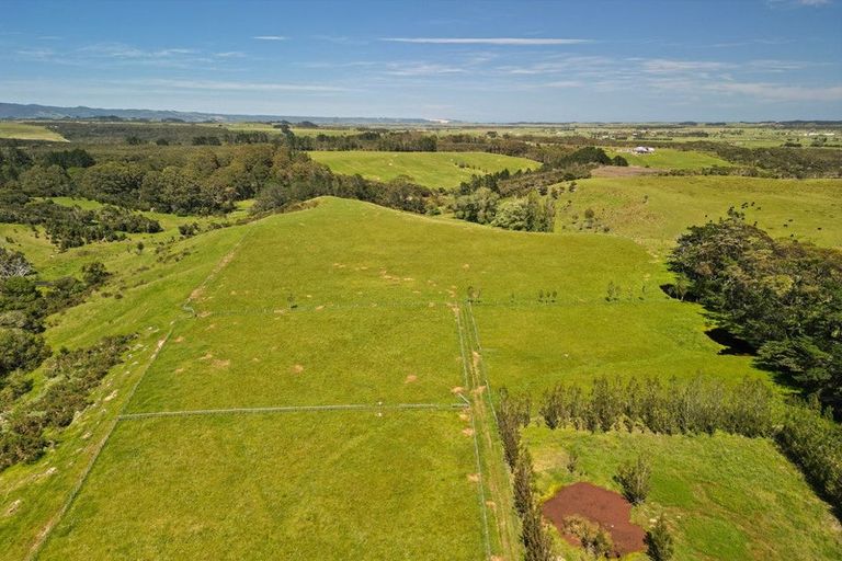 Photo of property in 105 Pairatahi Road, Kaingaroa, Kaitaia, 0483