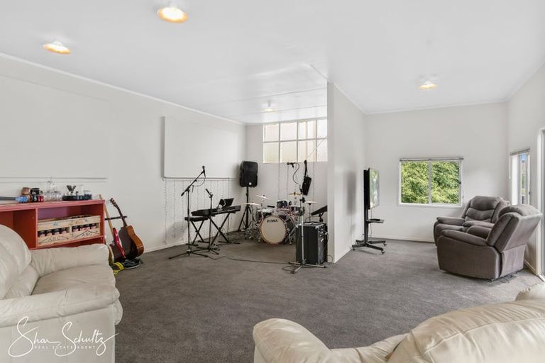 Photo of property in 21 View Street, Maungaturoto, 0520