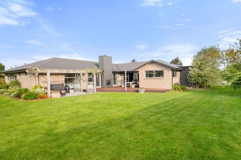 Photo of property in 19 Beaumont Drive, Rolleston, 7614