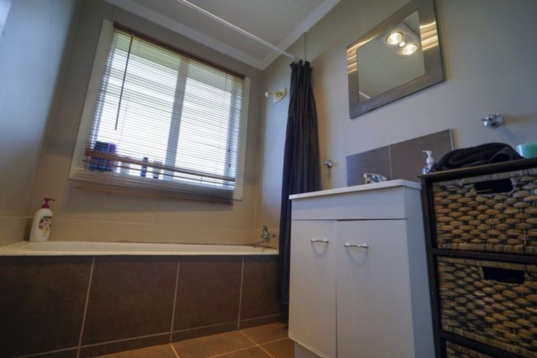 Photo of property in 63 Paterson Street, Grasmere, Invercargill, 9810