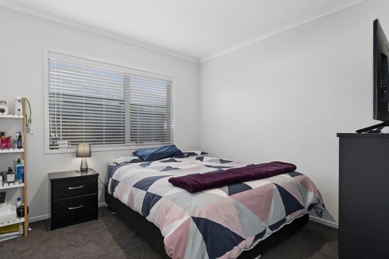 Photo of property in 15 Kahuparere Crescent, Pyes Pa, Tauranga, 3112