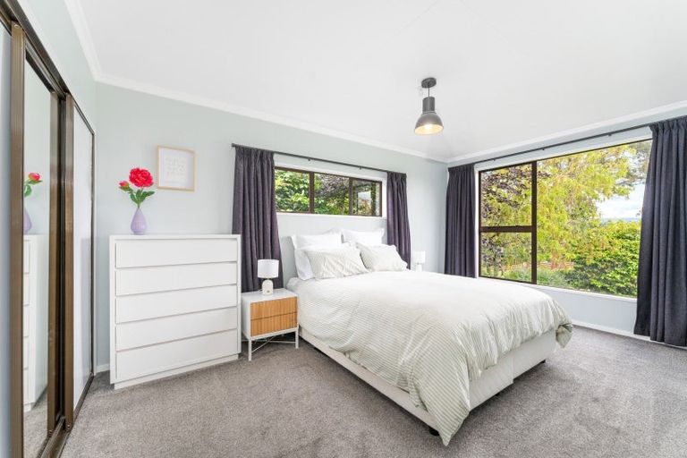 Photo of property in 31 Lake View Street, Waihola, Milton, 9073