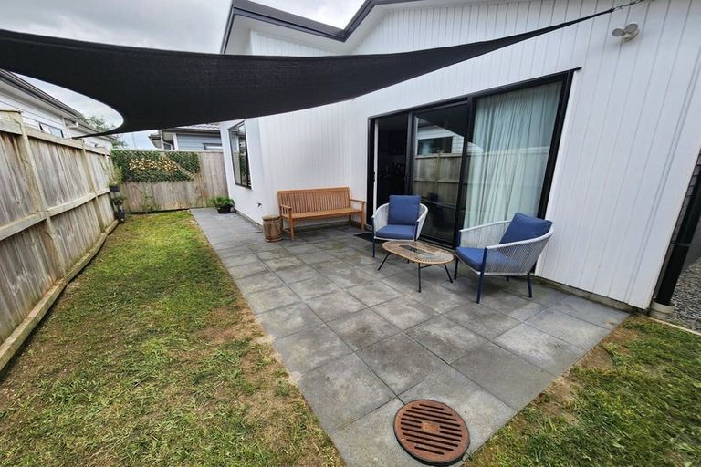 Photo of property in 3 Castlepoint Avenue, Takanini, 2110