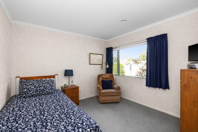 Photo of property in 10 Rosehill Way, Taradale, Napier, 4112