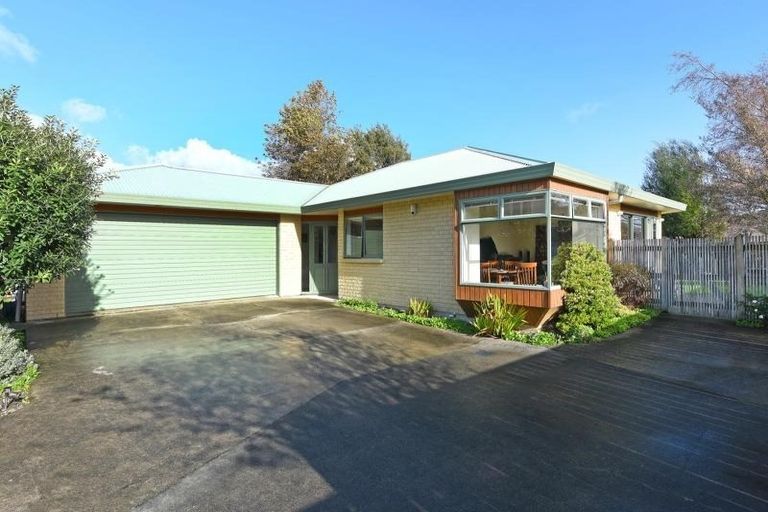 Photo of property in 10a Bracken Street, Wallaceville, Upper Hutt, 5018