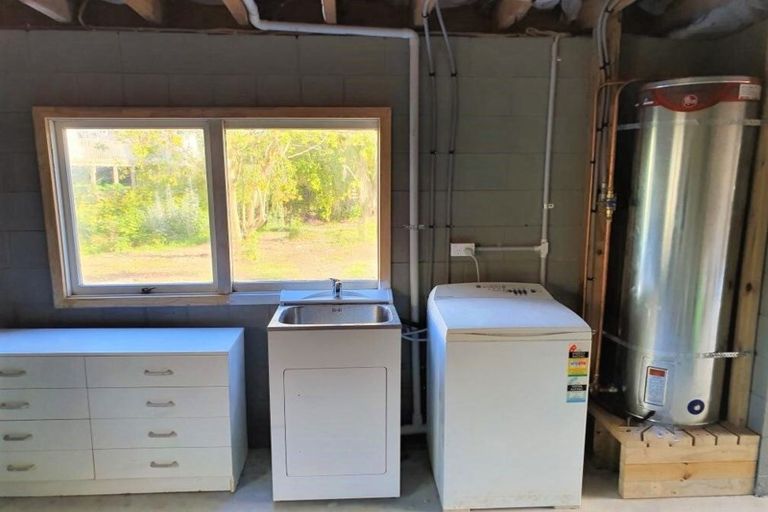 Photo of property in 64 Glenvar Road, Torbay, Auckland, 0630