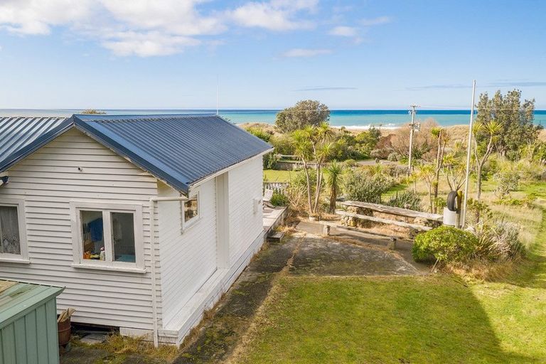 Photo of property in 1 Sandy Bay Drive, Mataikona, Tinui, 5889
