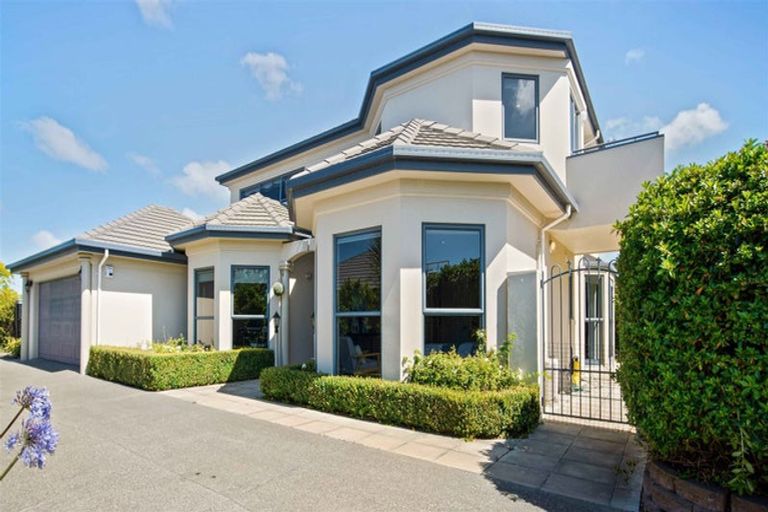 Photo of property in 14 Baldoyle Way, Casebrook, Christchurch, 8051