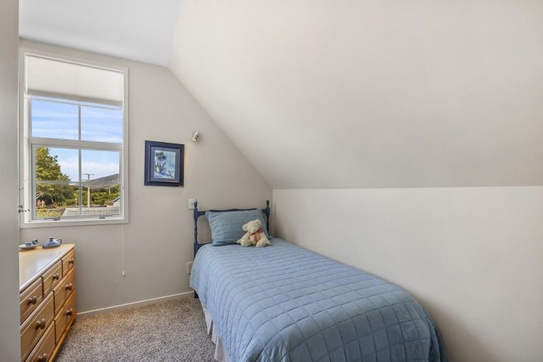 Photo of property in 12 Beaumaris Street, Outram, 9019