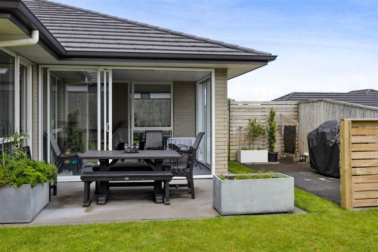 Photo of property in 4 Waitaha Place, Bell Block, New Plymouth, 4312