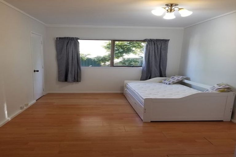 Photo of property in 3/20 Hororata Road, Hauraki, Auckland, 0622