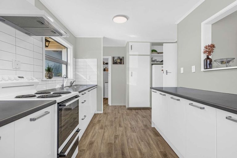 Photo of property in 12 Hitchings Avenue, Onekawa, Napier, 4110