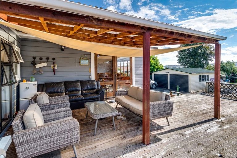 Photo of property in 3 Nelson Street, Waipukurau, 4200