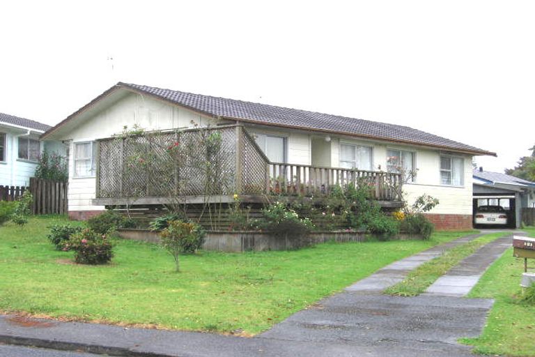 Photo of property in 121 Farquhar Road, Glendene, Auckland, 0602