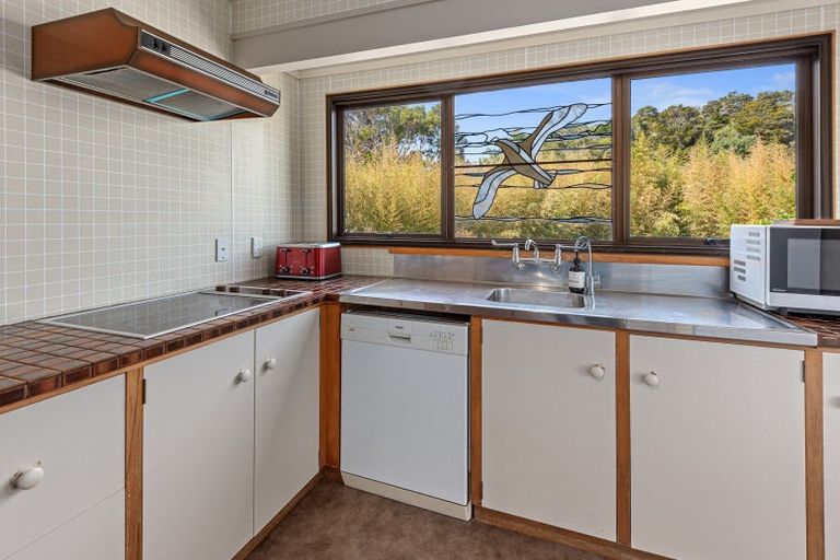 Photo of property in 36 Te Maika Road, Ngunguru, Whangarei, 0173