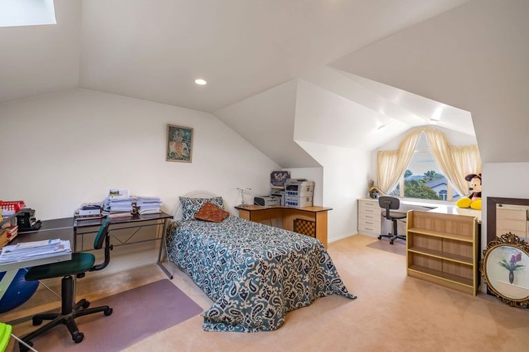 Photo of property in 2 Anaheim Boulevard, Shamrock Park, Auckland, 2016